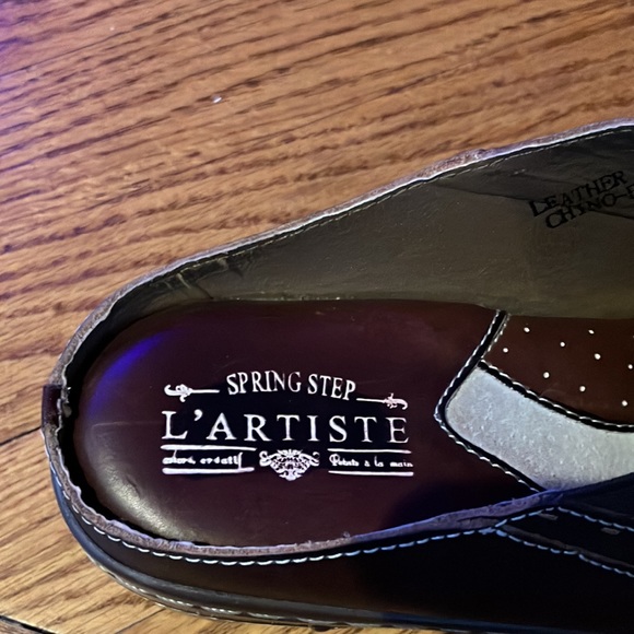 L’Artiste by Spring Step Clog - Picture 7 of 7